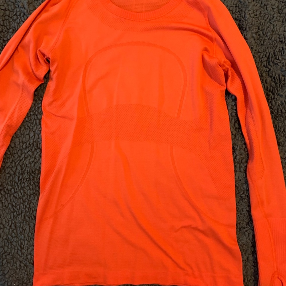 Lululemon orange Swiftly Tech Long Sleeve Crew